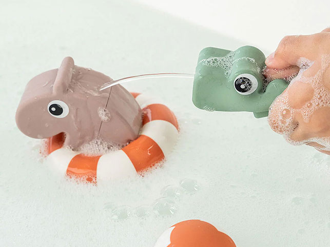 Aspergeurs de Bain - Done by deer